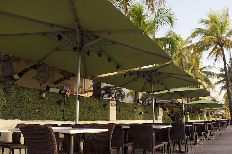 iIl Giardino poggesi usa commercial umbrellas