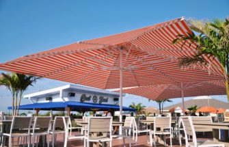 Outdoor Restaurant Umbrellas