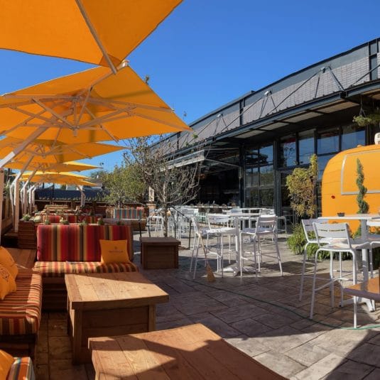 Outdoor Restaurant Umbrellas